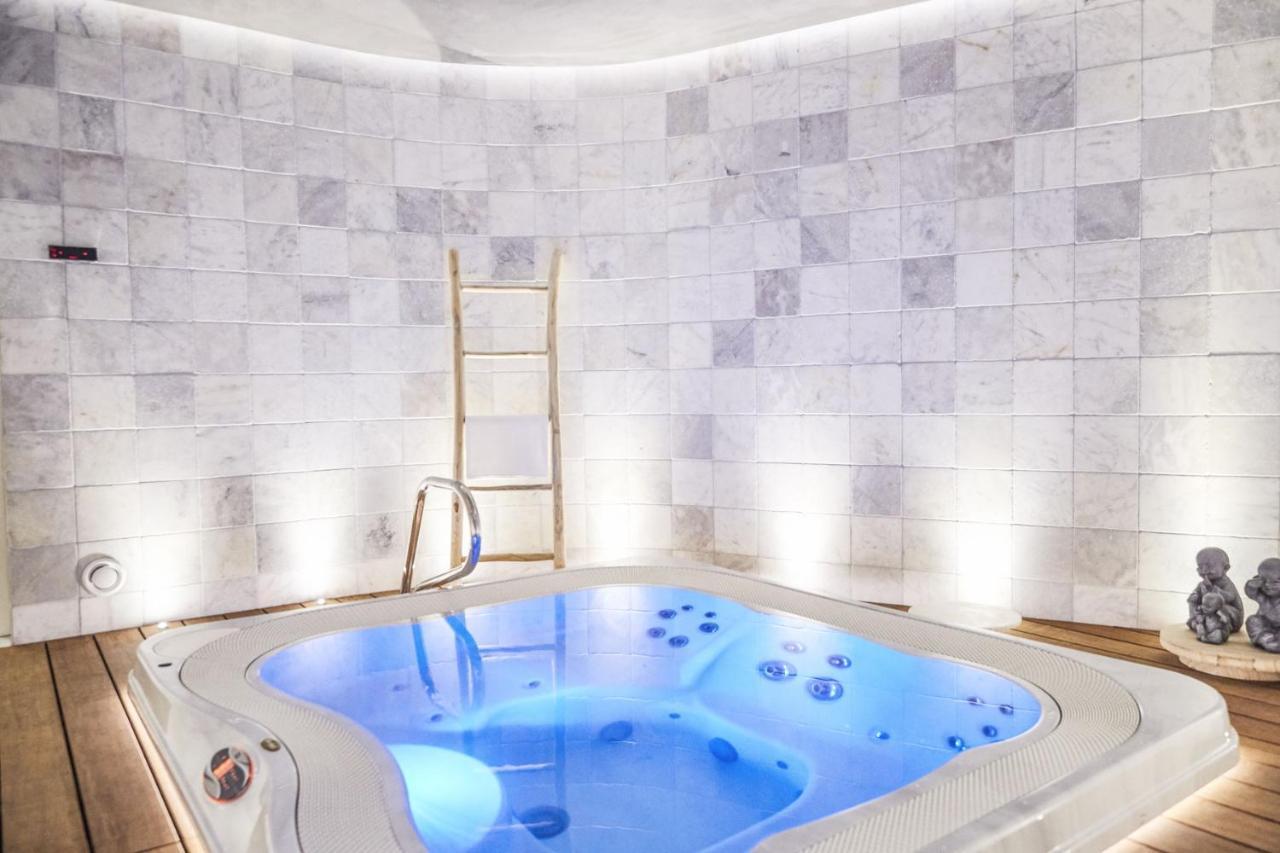 Hotel Oniro - Luxury Rooms & Wellness Suites (Adults Only) Tournai Exterior foto