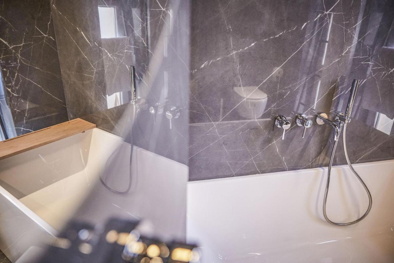 Hotel Oniro - Luxury Rooms & Wellness Suites (Adults Only) Tournai Exterior foto